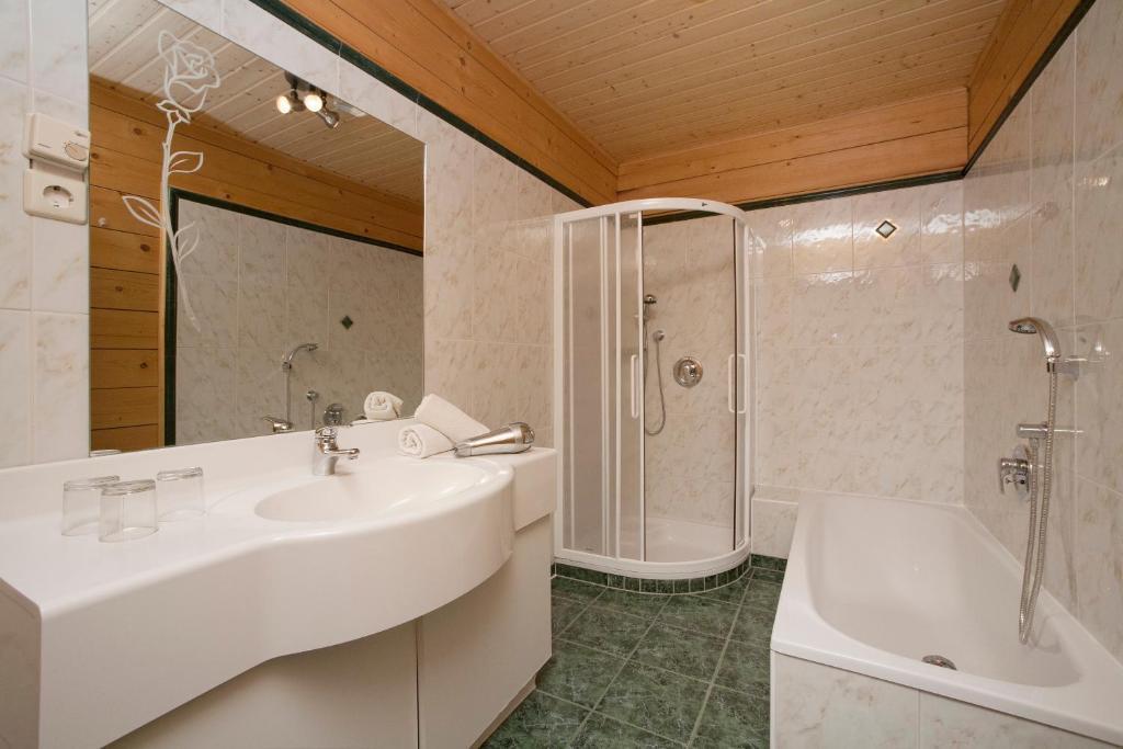 Abelhof Villa Schladming Ruang foto
